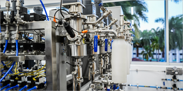 laboratorio de soluciones de energía inteligente de la USC en Colombia