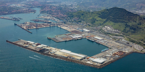 Autorizada la licitación para la instalación fotovoltaica integrada en el sistema OPS del Puerto de Bilbao
