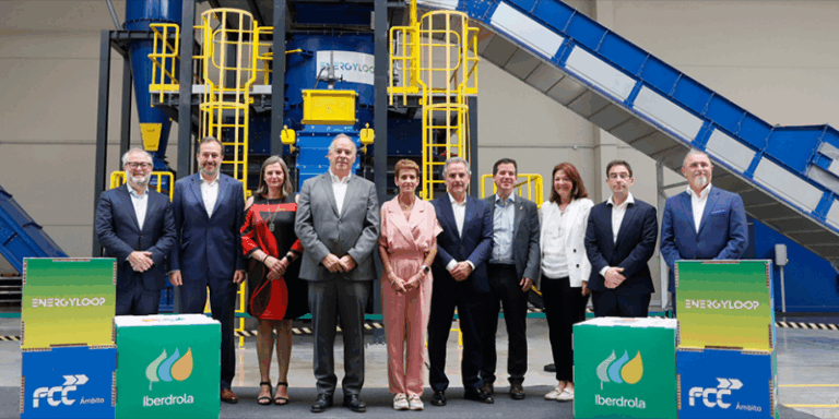 Inaugurada la primera planta de la península ibérica dedicada al reciclaje de palas de aerogeneradores
