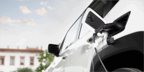 La infraestructura de recarga de vehículos eléctricos en España supera los 47.500 puntos operativos