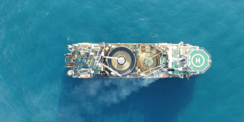 En marcha los trabajos del tendido submarino para la interconexión eléctrica entre la Península y Ceuta