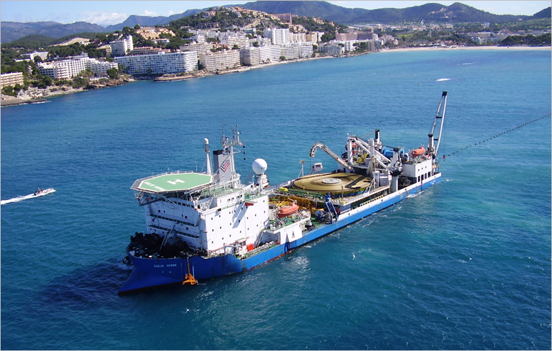 buque cablero Giulio Verne de Prysmian