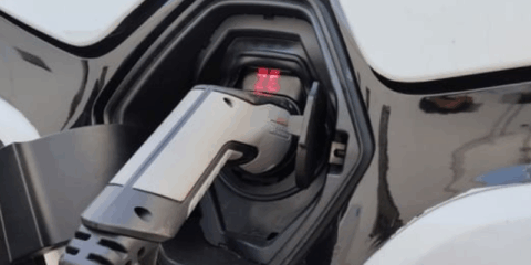 Ayudas del Plan Moves III 2025 para vehículos eléctricos e instalaciones de recarga en Extremadura