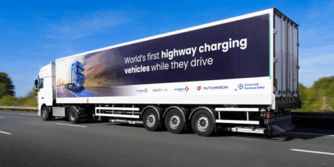 La carga inalámbrica dinámica se prueba en condiciones reales en una autopista cerca de París