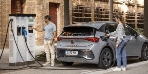 La red de recarga pública de Barcelona supera los mil puntos de carga para vehículos eléctricos