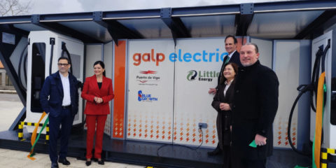 El Puerto de Vigo acoge Green Charge Flex, un sistema de carga rápida con baterías reutilizadas