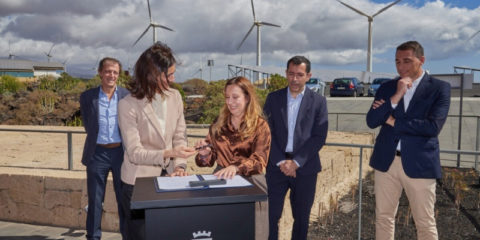 Firmado un memorando de entendimiento para repotenciar los parques eólicos en Tenerife
