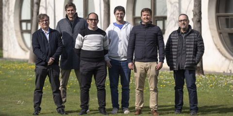 Un consorcio navarro desarrolla una tecnología para reciclar palas de aerogenerador en el parque eólico