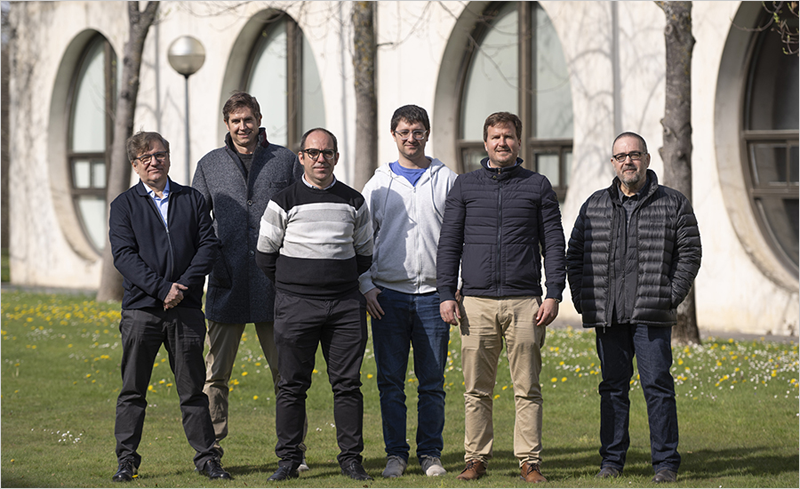 Desarrollan una tecnología con IA para reciclar palas de aerogenerador directamente en el parque eólico