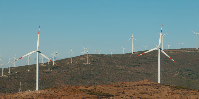 Audiencia pública sobre un nuevo real decreto para acelerar las renovables y reforzar la red eléctrica