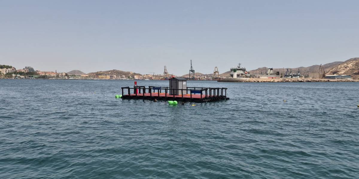 El Puerto de Cartagena acoge una plataforma para probar sistemas de generación de energía marina
