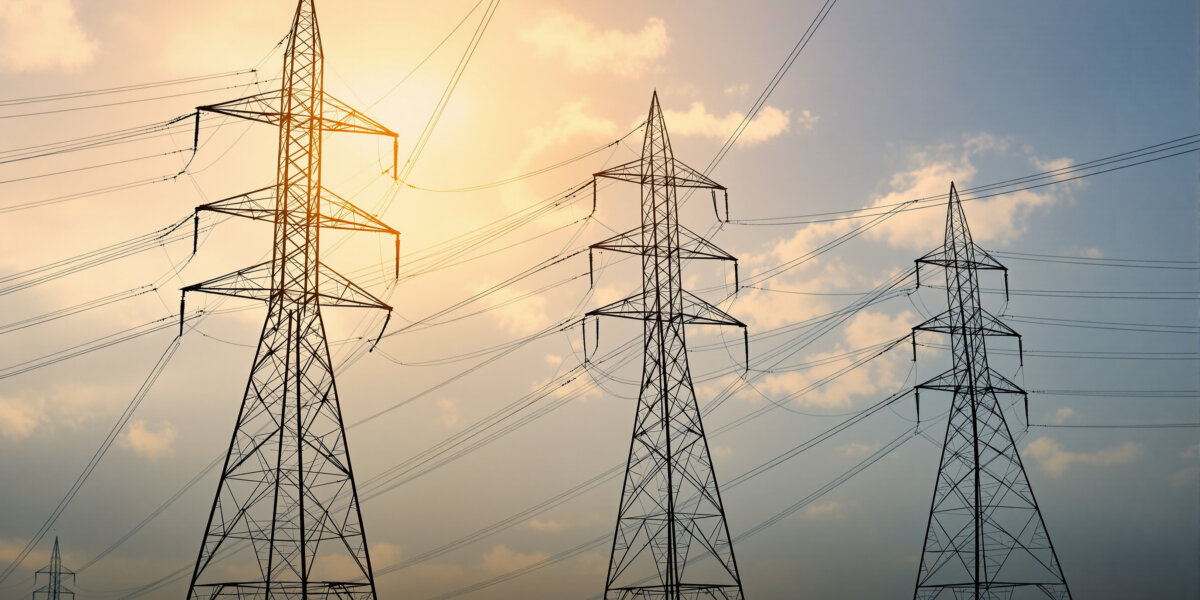 La interconexión eléctrica entre la península y Ceuta ya está en servicio con todas sus infraestructuras energizadas